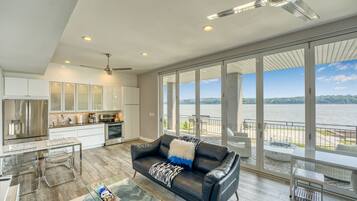 TV connectée, cheminée