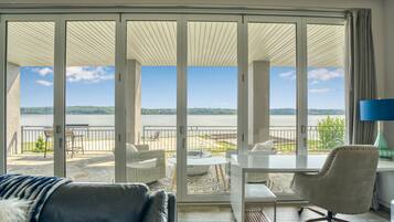 TV connectée, cheminée