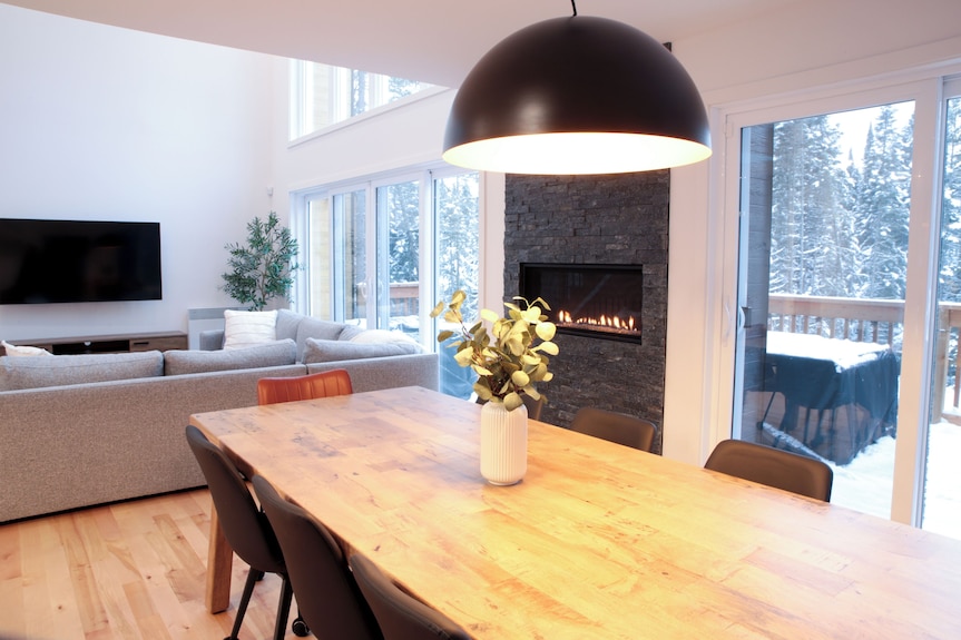 Luxury Chalet With Fireplace, Games Room, Close To Popular Ski Resorts - Sainte-Agathe-des-Monts
