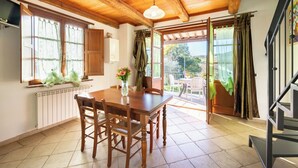 Superior Duplex, 2 Bedrooms, Terrace, Park View | Interior - Relais il Ciliegio (Sorano)