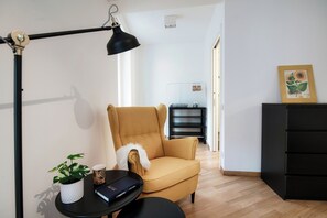 1 bedroom, premium bedding, down duvets, iron/ironing board