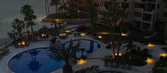 El Zalate Top Floor Beachfront 2 Bed 2 Bath beautiful white sandy beach