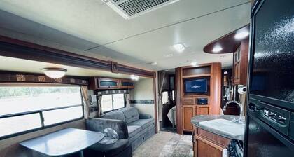 Lakeside Camper that Sleeps 8!