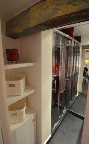 Interior - A TRUE PARISIAN DUPLEX IN THE HEART OF PARIS - MARAIS - RUE DE LA VERRERIE (Paris)