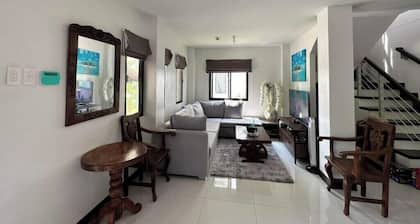 Cozy 2-bedroom house in serene Lapu-Lapu City with AC, WiFi