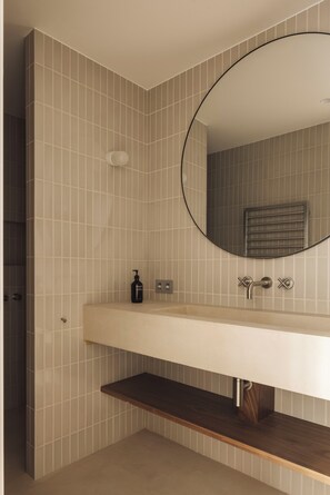 Bathroom - Luxury Designer Loft (Brussels)