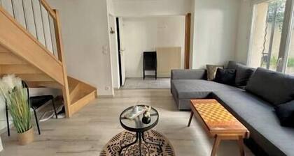 Maison familiale avec extérieur