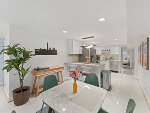 Dining - Bright Garden-Level DC 1BR Condo| King Bed | W/D (Washington)