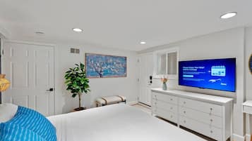 Iron/ironing board, travel crib, WiFi, bed sheets