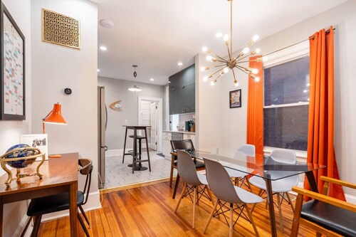 Mid-Century Marvel Steps from Restaurants and Bars