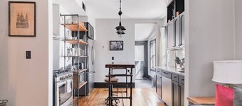 Massive 6BR & 4BA Private Duplex Townhouse Central