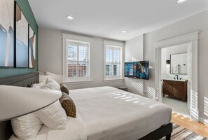 3 bedrooms, iron/ironing board, travel crib, WiFi