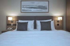 Habitación económica, balcón, vistas a la ciudad | Escritorio, espacio para trabajar con un portátil, wifi gratis