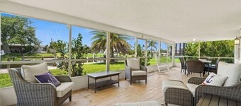 Spacious 4-bedroom house with 2 master suites in lovely Port Charlotte.