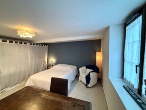 1 غرفة نوم وواي فاي وملاءات أسرّة