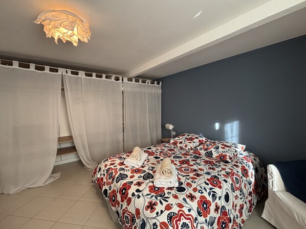 1 chambre, Wi-Fi, draps fournis