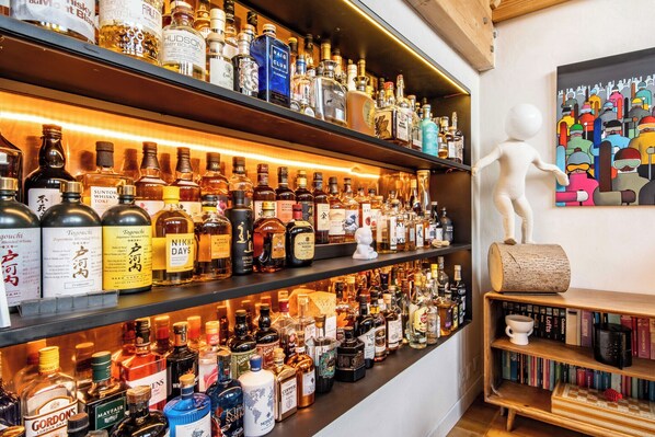 Bar (in der Unterkunft)