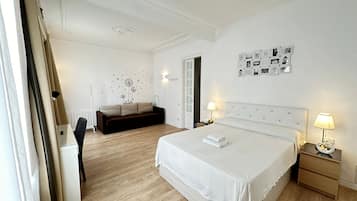 Quadruple Room, Shared Bathroom