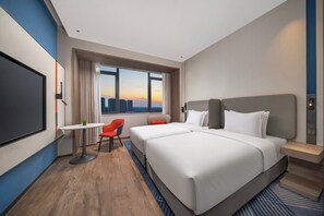 Sengetøy av topp kvalitet, dundyner, blendingsgardiner og lydisolert