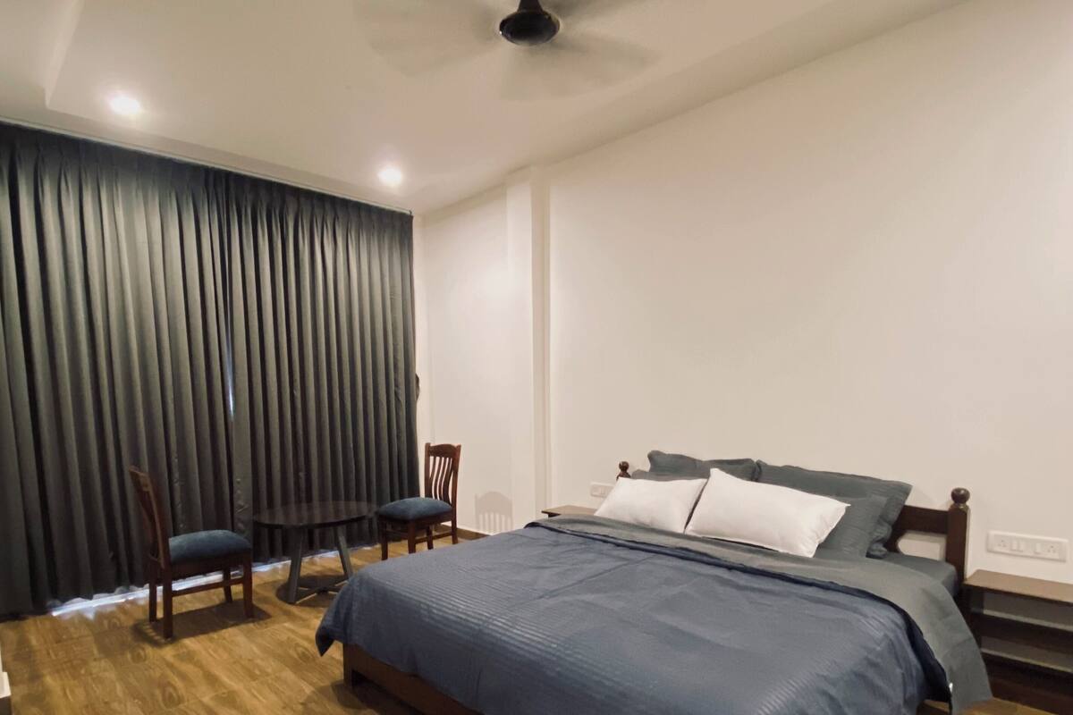 Superior Double Room | In-room safe, desk, laptop workspace, free WiFi