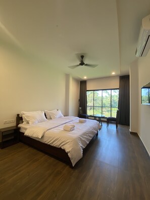 Deluxe Double Room | Living area - Grace MORJIM (Morjim)