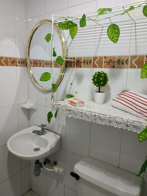 Shower, toilet paper - EC-AL3E ESTUDIO CERCA AL MAR CON PISCINA (Cartagena)