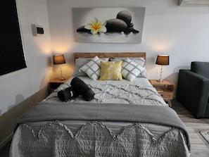 1 bedroom, iron/ironing board, WiFi, bed sheets