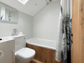 Towels - 2 bedroom accommodation in Tavistock (Tavistock)