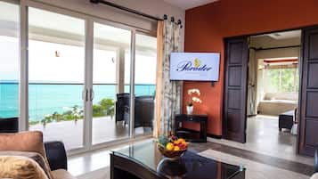 ๋ญ์
๋ฆฌ ์ค์ํธ, ๋ฐ์ฝ๋, ๋ฐ๋ค ์ ๋ง | 1 ๊ฐ์ ์นจ์ค, ๊ณ ๊ธ ์นจ๊ตฌ, ๋ฏธ๋๋ฐ, ๊ฐ์ค ๋ด ๊ธ๊ณ