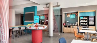 avid hotel Queretaro Centro Sur by IHG