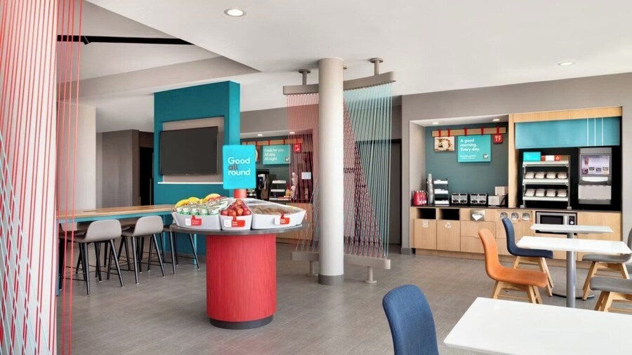 avid hotel Queretaro Centro Sur by IHG