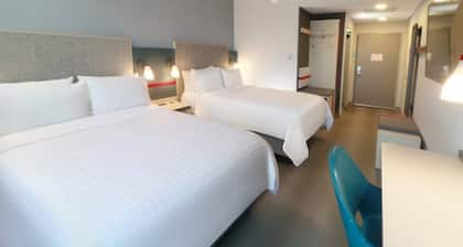 avid hotel Queretaro Centro Sur by IHG