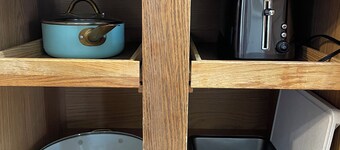 The Wildflower w/ 2 Kitchens & Laundry in Central, Safe, Spotless 1920s Bungalow