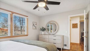3 bedrooms, iron/ironing board, travel crib, WiFi