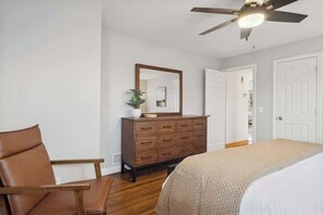 3 bedrooms, iron/ironing board, travel cot, WiFi