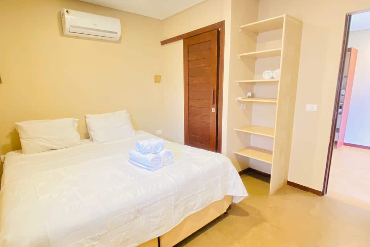 1 habitación y sistema de insonorización