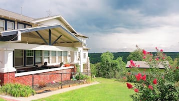 Enceinte de lâhĂ©bergement