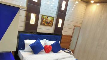Suite Deluks | 1 kamar tidur, ruang kerja ramah laptop, kedap suara, dan Wi-Fi gratis