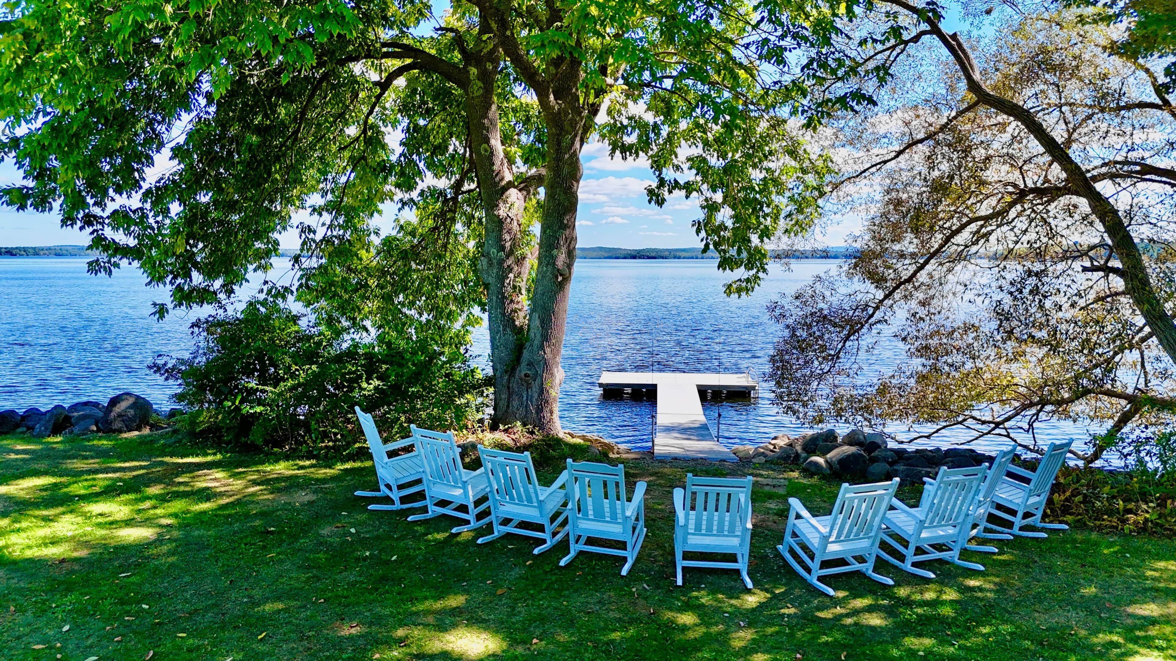 المنطقة المحيطة بالمنشأة