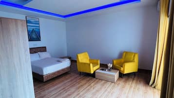 1 habitación, tabla de planchar con plancha, wifi y ropa de cama