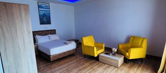 studio situe au centre de Bamako a 10 min de l aeroport