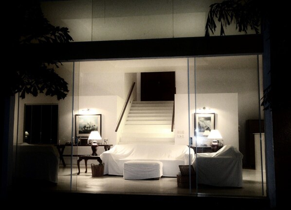 Interior - Comfort, Space and Elegance in the same place for 12 people Portogalo (Angra dos Reis)