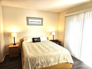 2 bedrooms, desk, iron/ironing board, free WiFi