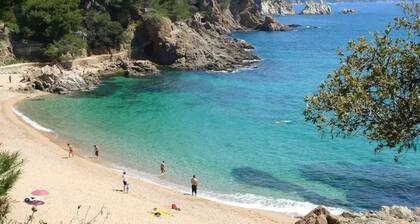 Chillout House, Sea & Mountain view with heated pool 29 c