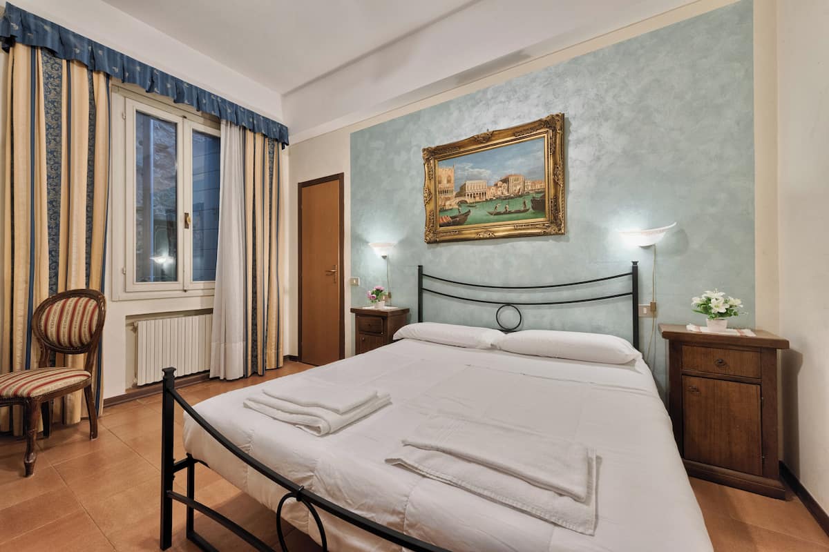 Deluxe Double Room A6 | 무료 WiFi, 침대 시트