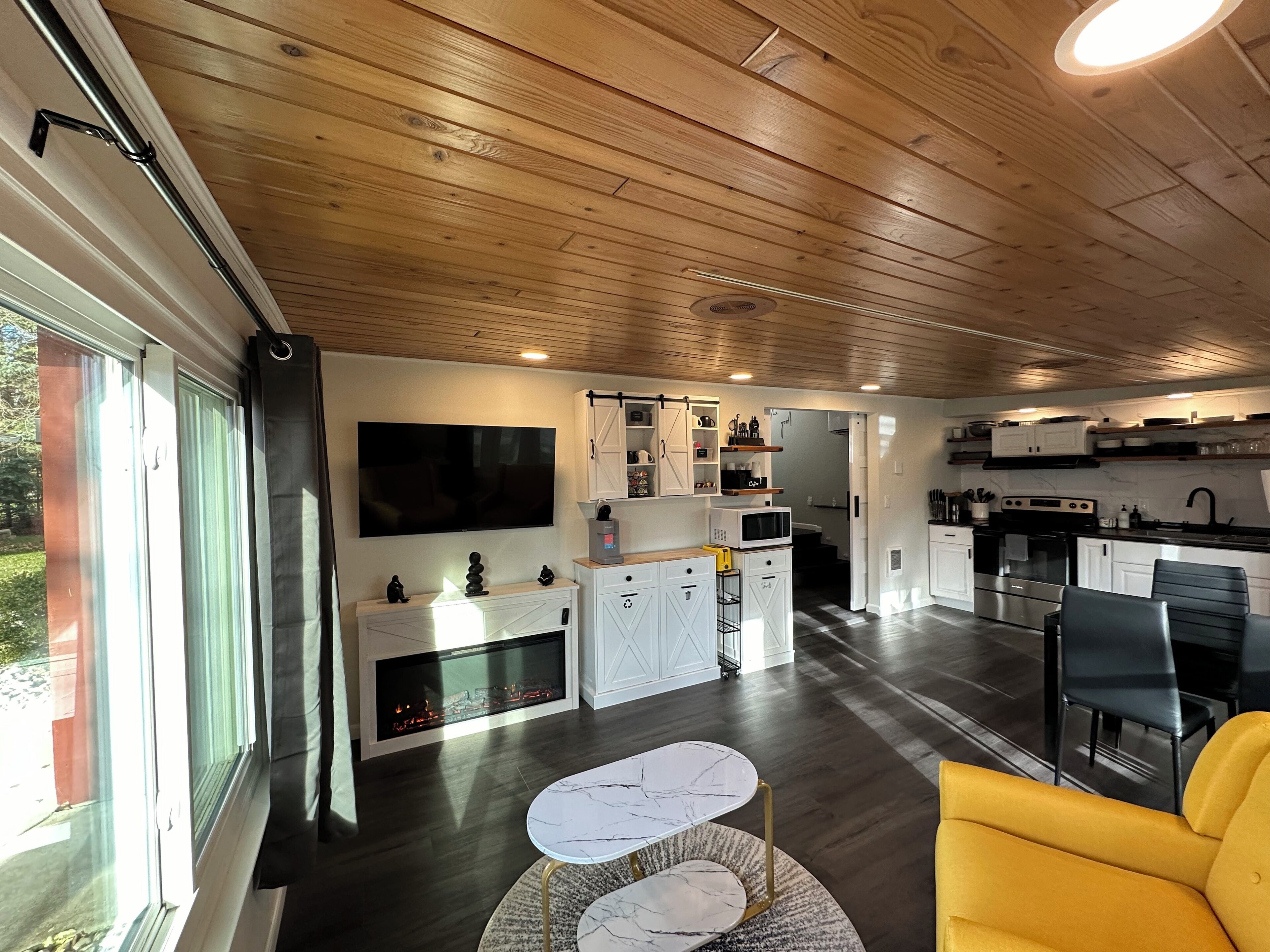 TV connectée, cheminée