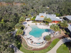 Pool - Gorgeous 3 bd-2 bth in Fenney w/4-seat Golf Cart; Near Brownwood, Sawgrass, Golf (Wildwood)