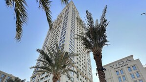 Unclassified image, 3 of 15, button - Vida Creek Beach - 2404 1BD (Dubai)