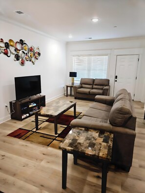 Departamento, 2 habitaciones, patio | Sala de estar