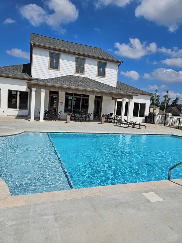 Interior - The Restful Refuge Unwind in Comfort and Peaceful Serenity (Madison)